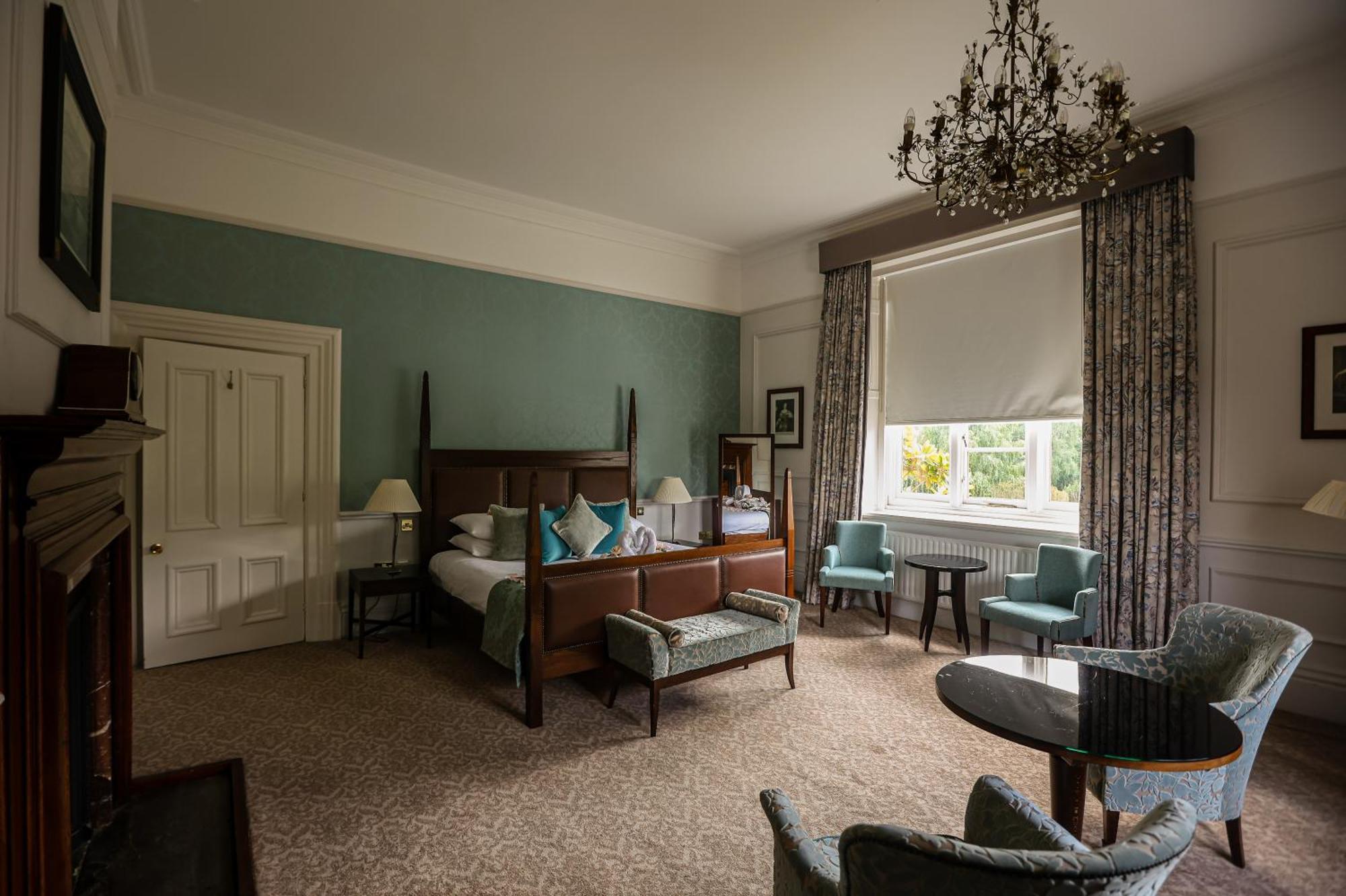 Albrighton Hall And Spa, A Member Of Radisson Individuals Hotel 4*