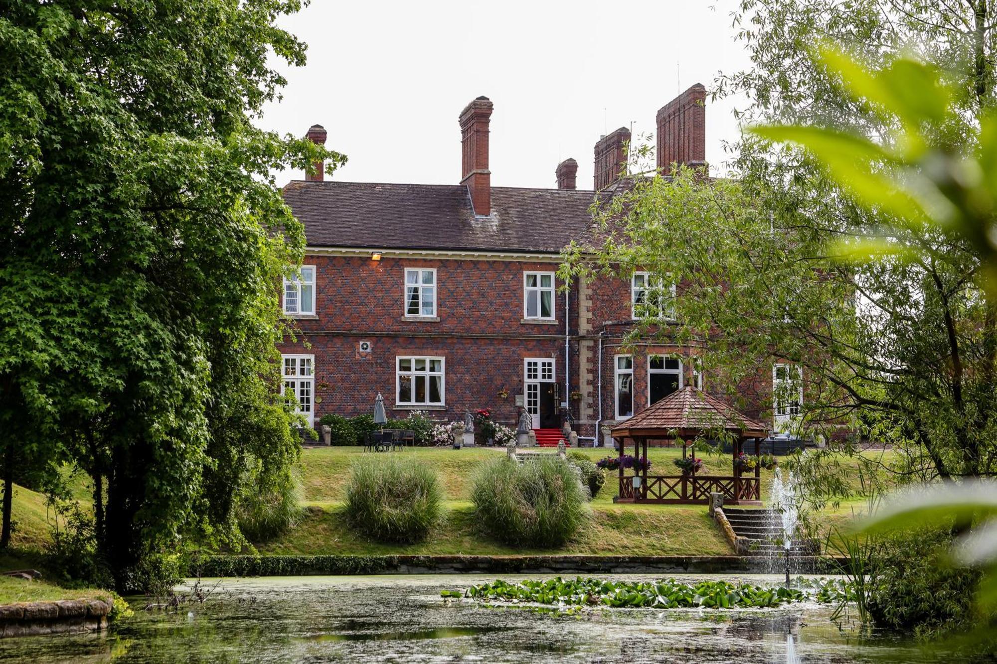 Albrighton Hall And Spa, A Member Of Radisson Individuals 4* Shrewsbury