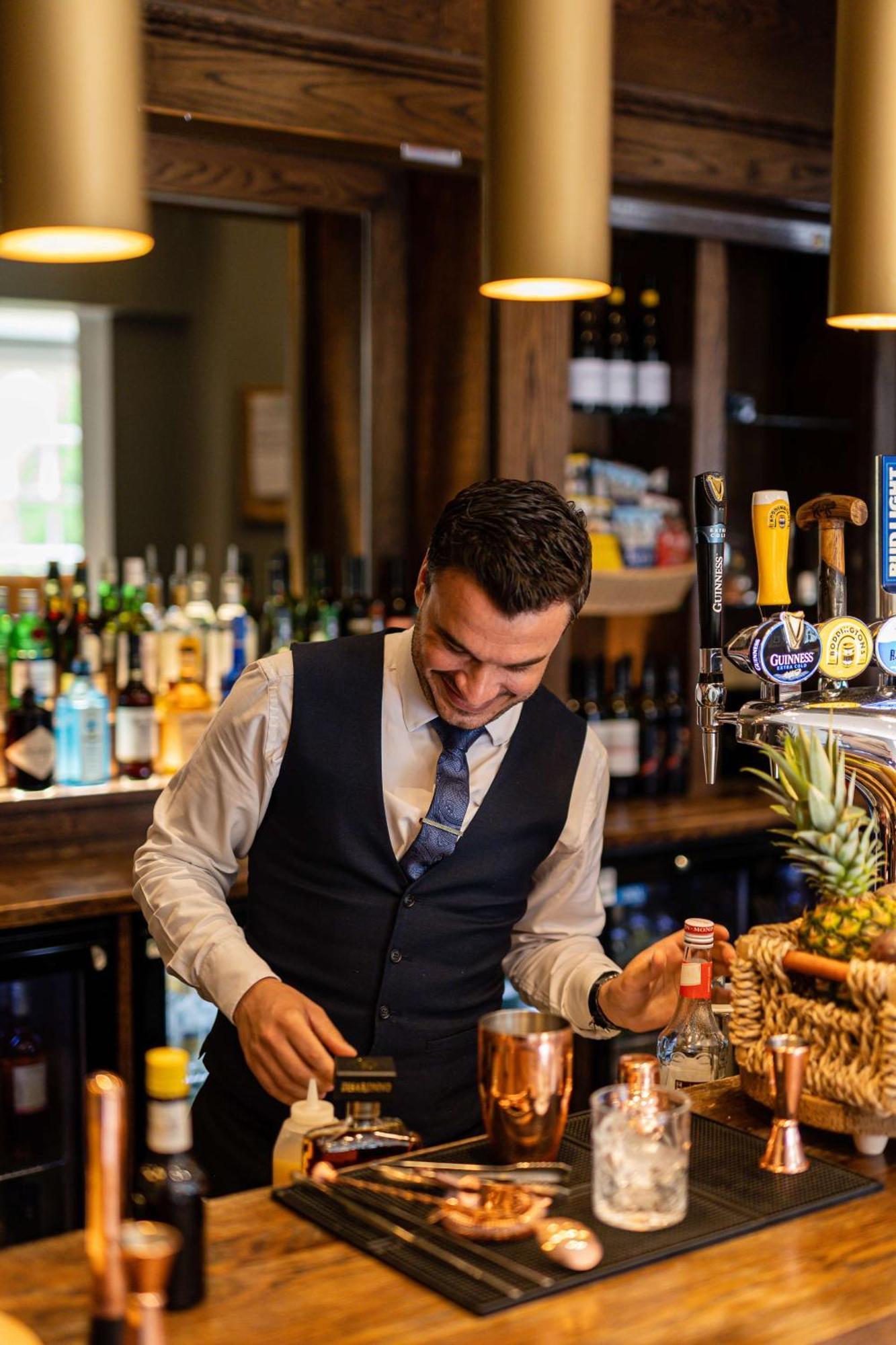 Hotel Albrighton Hall And Spa, A Member Of Radisson Individuals