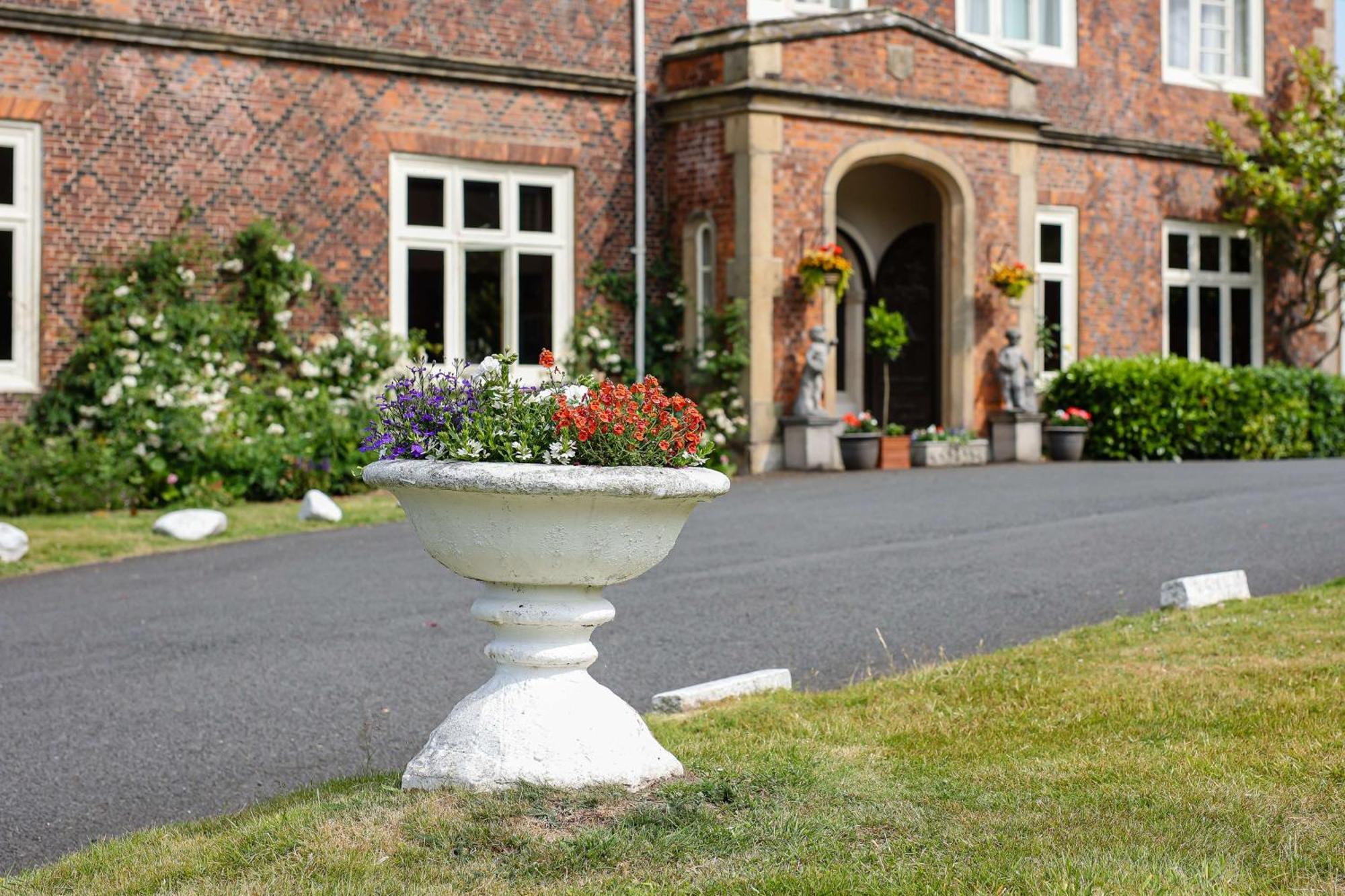 Albrighton Hall And Spa, A Member Of Radisson Individuals 4* Shrewsbury