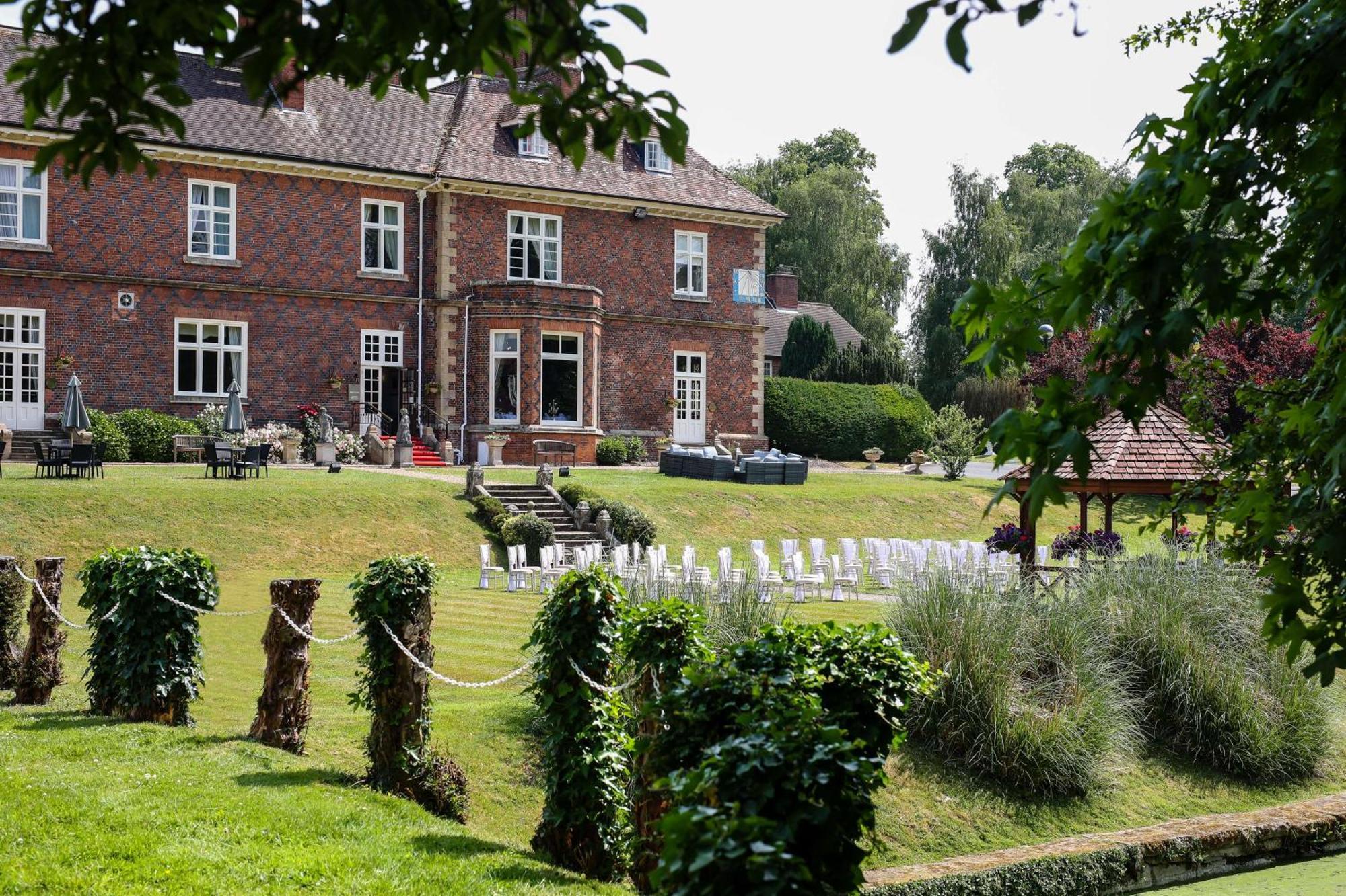 Albrighton Hall And Spa, A Member Of Radisson Individuals Hotel 4*